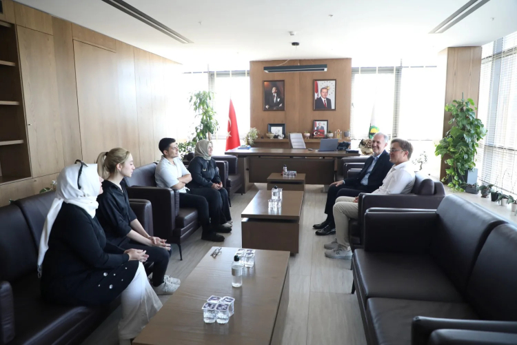 İnegöl’ün Nöbetçi Kitaphaneleri başarıya açılan kapı oldu - Bursa Hayat Gazetesi-2