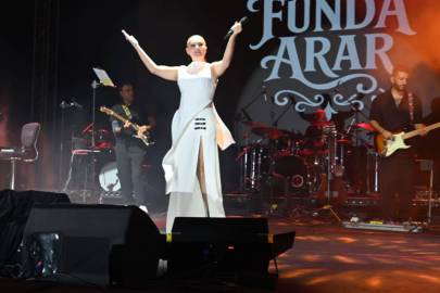 LongozFest 2025 Karacabey’de Funda Arar konseriyle büyüleyici final