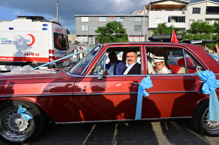 Yıldırım'da 600 çocuğa unutulmaz sünnet şöleni - Bursa Hayat Gazetesi-4