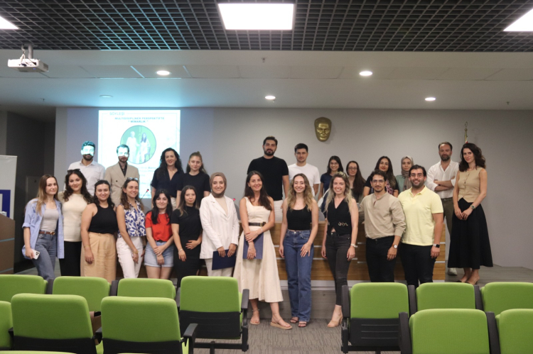 Bursa’da mimarlık ve iç mimarlık arasındaki ince çizgi tartışıldı - Bursa Hayat Gazetesi-3