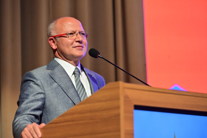 Davut Gürkan: “Uludağ gibi dimdik duran bir desteğimiz var”