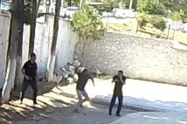 Denizli Kale Belediye Başkanı zabıta memurlarını sopayla darbetti