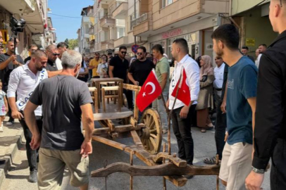 Bursa'da geleneksel düğün geleneği gülümsetti!