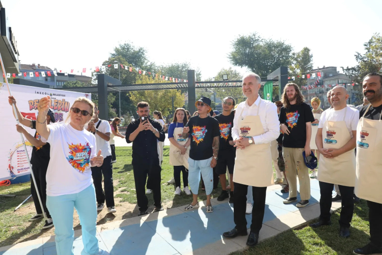 İnegöl'de sanat sokağa taştı: Uluslararası Duvar Resimleri Festivali başladı - Bursa Hayat Gazetesi-5