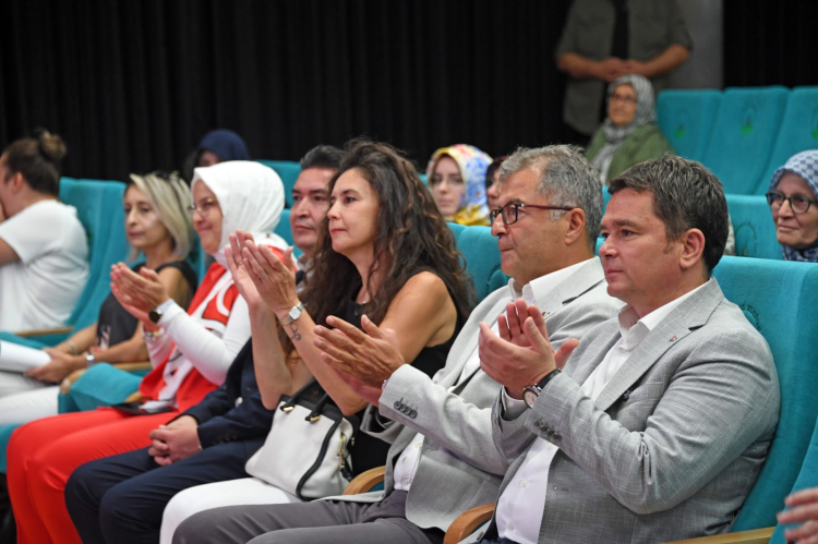 OBAM öğrencilerinden 30 Ağustos'a anlamlı kutlama - Bursa Hayat Gazetesi-2