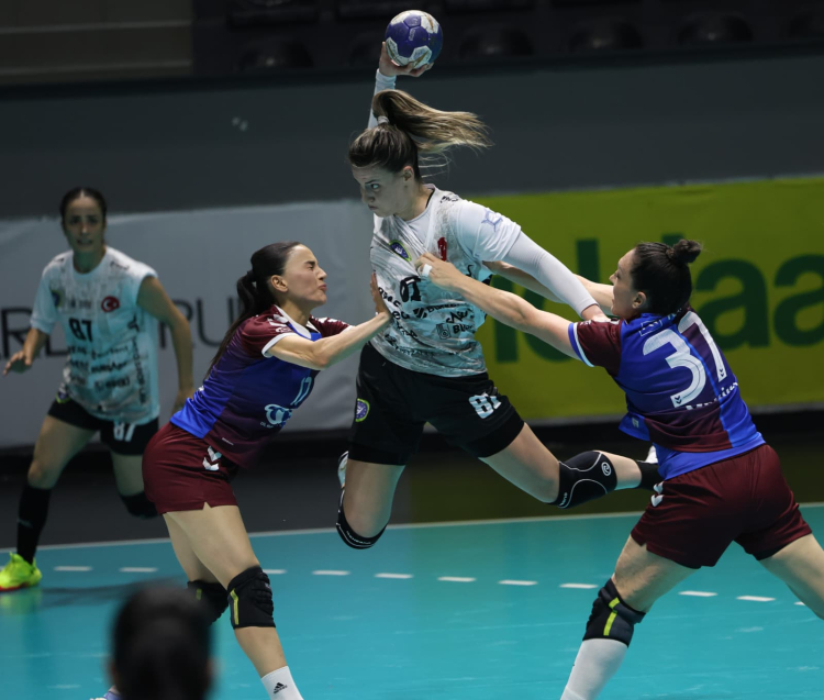 Bursa Büyükşehir Belediyespor, süper kupa finalinde!-Bursa Hayat 3