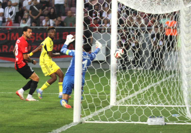 Fenerbahçe deplasmanda Gençlerbirliği’ni 3-1’le geçti-bursa hayat 3