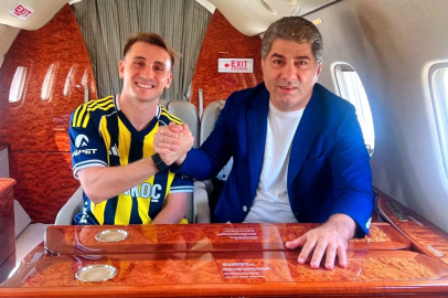 Fenerbahçe, Kerem Aktürkoğlu transferini resmen açıkladı!