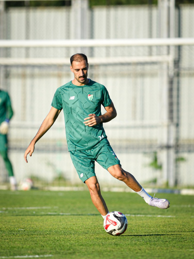 Bursaspor kupa maçı hazırlıklarını sürdürüyor-Bursa Hayat Gazetesi-2