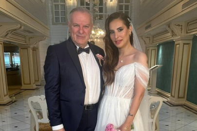 Burak Sergen’in asansör pozu sosyal medyayı salladı