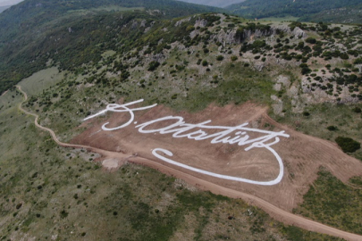 Dünyanın en büyük Atatürk imzası yenileniyor
