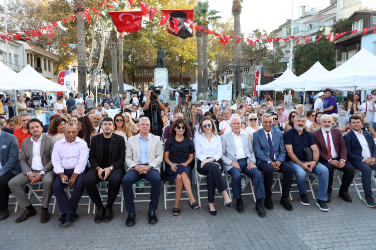 Mudanya Kitap Fuarı “Adalet: Hak mı, Hukuk mu?” temasıyla başladı - Bursa Hayat Gazetesi-2