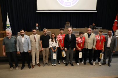 İnegöl’ün gururları mecliste onurlandırıldı