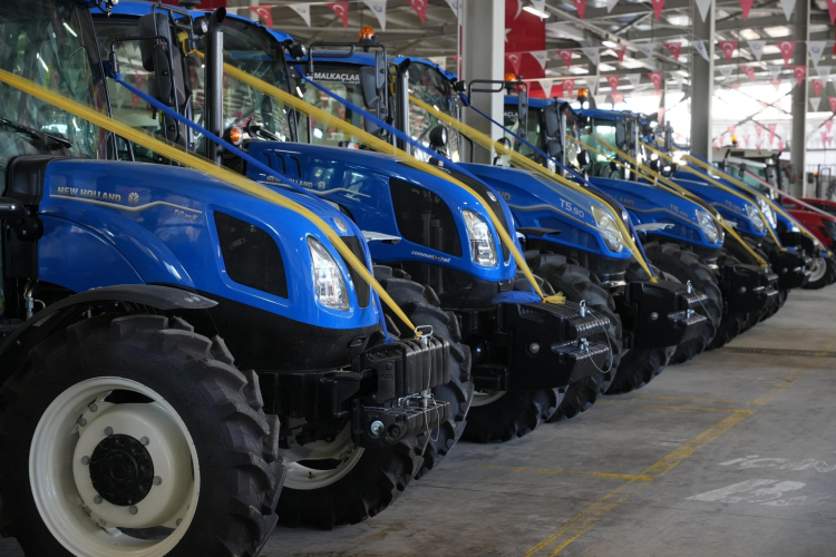 Altın Biber Festivali’nde tarım fuarı çiftçileri buluşturdu - Bursa Hayat Gazetesi-3