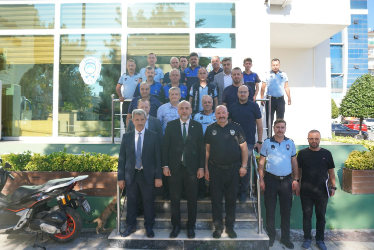 Başkan Aydın’dan zabıta personeline moral desteği -Bursa Hayat-2