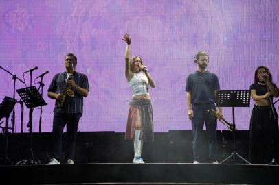 Orhangazi’de GaziFest coşkusu Zeynep Bastık konseriyle zirveye ulaştı