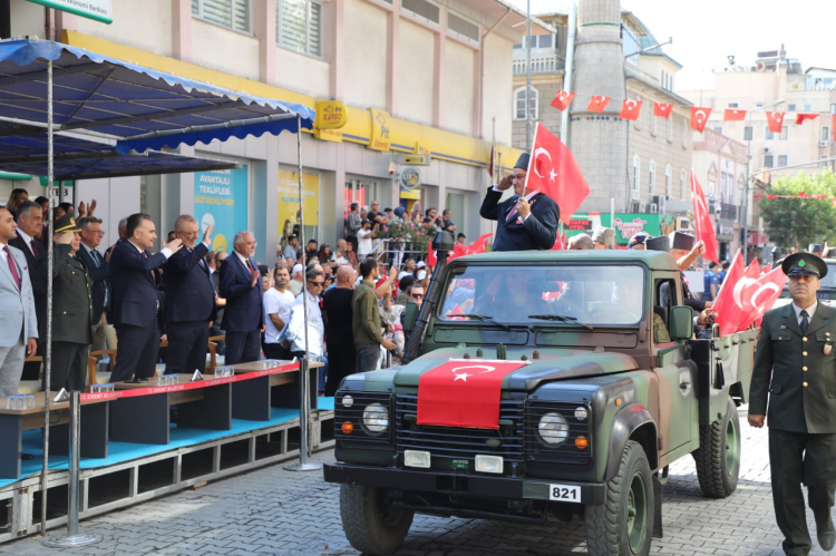 103 yıllık gurur: Edremit’in kurtuluşu törenlerle kutlandı - Bursa Hayat Gazetesi-6