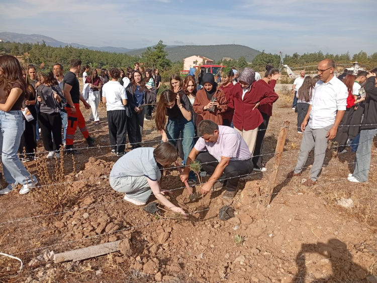 Orhaneli’de eğitim öğretim çevre bilinciyle başladı - Bursa Hayat Gazetesi-4