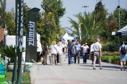 İklim krizine karşı yeşil dokunuş! Sapanca'da süs bitkileri fuarı gerçekleştirildi