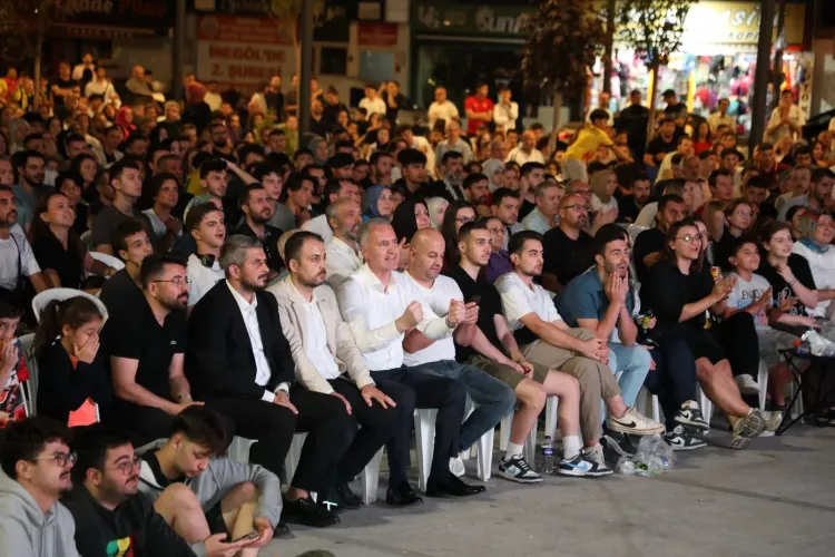 12 Dev Adam’a İnegöl’den dev destek - Bursa Hayat Gazetesi-3