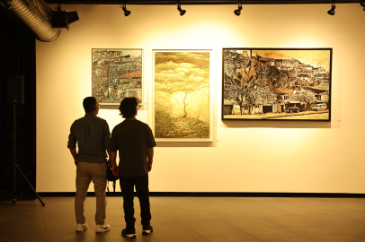 Bursalı sanatçı Hasan Mirza’dan “Fütursuz Denemeler”