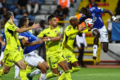 Fenerbahçe Kasımpaşa deplasmanında takıldı