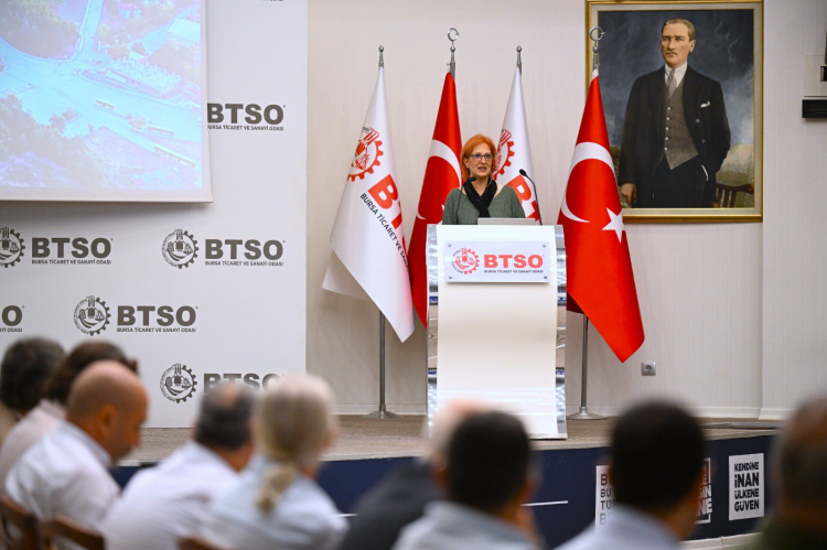 Bursa’da bilişim ve akademi Ar-Ge için buluştu - Bursa Hayat Gazetetsi-2