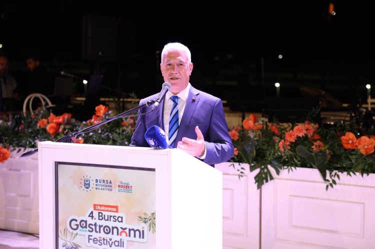 “Tescilden Tabağa Bursa Gastronomisi” kitabı tanıtıldı - Bursa Hayat Gazetesi-4