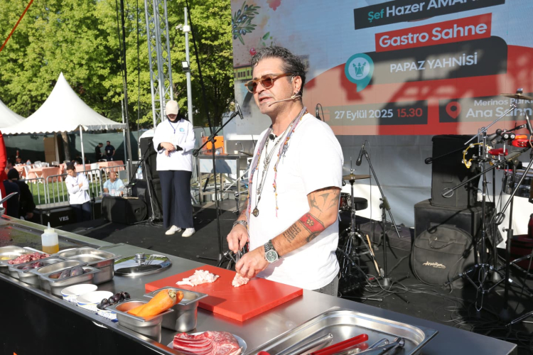 Ünlü şefler Bursa'nın yöresel lezzetlerini tabaklarında yorumladı - Bursa Hayat Gazetesi-6