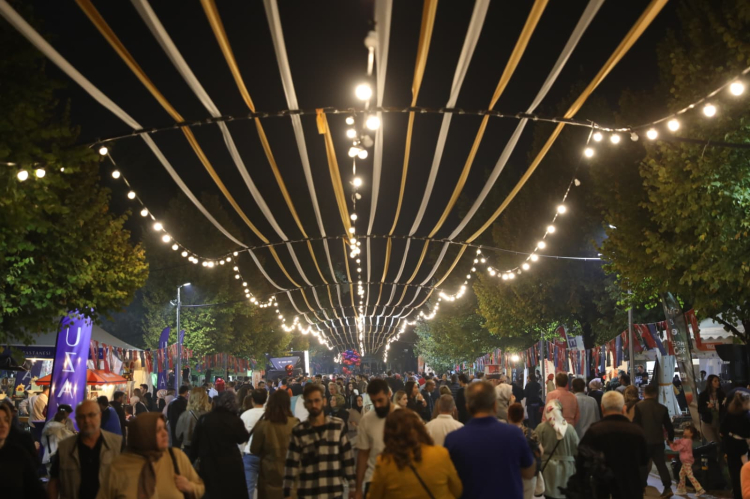 Bursa'da 3 gün süren lezzet buluşması: Gastronomi Festivali binlerce kişiyi ağırladı - Bursa Hayat Gazetesi-6