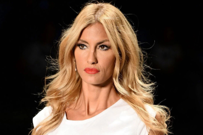 Çağla Şıkel'in kahvaltısı yine olay oldu