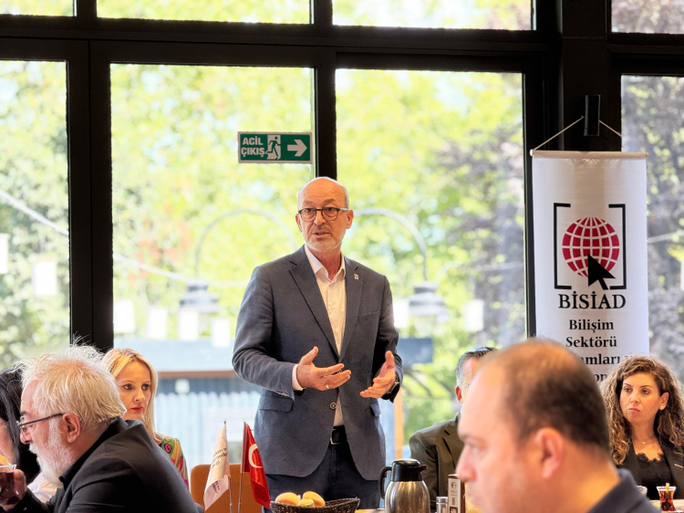 Bilişim sektöründe yeni döneme güçlü başlangıç - Bursa Hayat Gazetesi-2