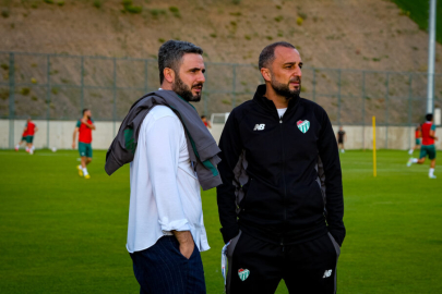 Bursaspor’da peş peşe istifalar! Sportif direktör Recep Bülbül de istifa etti