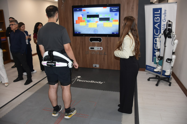 Düşünce gücüyle çalışan giyilebilir robot teknolojisi Bursa’da tanıtıldı - Bursa Hayat Gazetesi-3