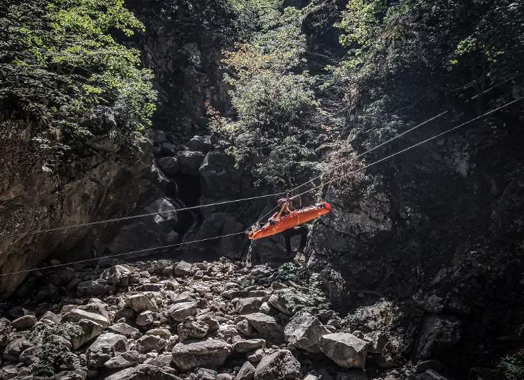 50 Metre Yükseklikten Tahliye Operasyonu
