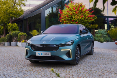 Yerli otomobil Togg’dan çift motorlu atılım! Satışa çıktı