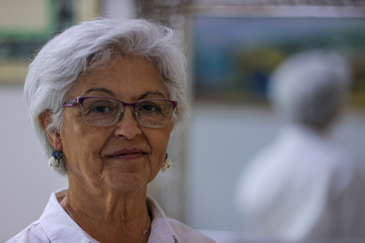 Bursa’da 31 yıldır ipekten sanat eserleri üretiyor!-Bursa Hayat Gazetesi-8