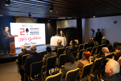 İnegöl’de bilimsel buluşma! İkinci gün de dolu dolu geçti