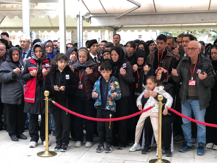 Bursa, şehidini dualarla uğurladı -Bursa Hayat-2