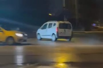 Bursa’da ters yöne giren alkollü sürücü kaza yapınca yaya olarak kaçtı