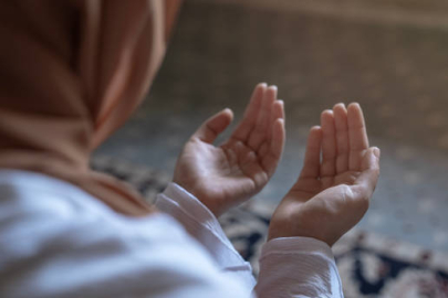 Balıkesir’de ezan saatleriyle ibadet zamanı | 13 Ekim 2025 Pazartesi