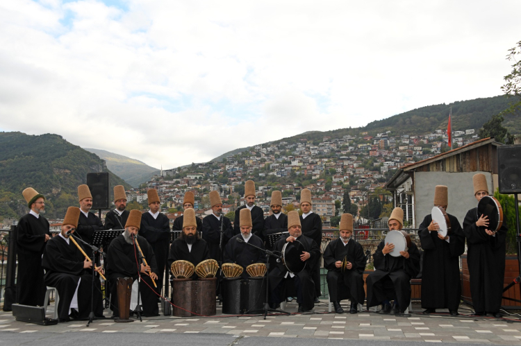 Osmangazi’de “Kadın Girişimciler Sokağı” yeniden hayat buldu - Bursa Hayat Gazetesi-5