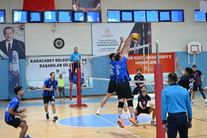Karacabey Belediyespor Voleybol Takımı’ndan moralli galibiyet