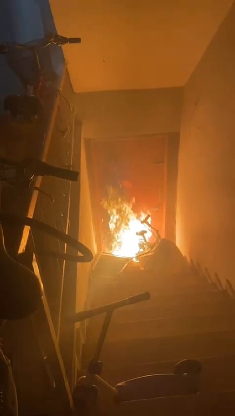 Bursa'da kaldığı apartmanı 3 gün boyunca yaktı!-Bursa Hayat Gazetesi-2