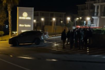 Bursa'dan İstanbul'a giden ve 4 kişiyi taşıyan araç kurşunlandı