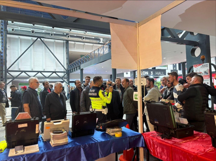 Bursa Jandarma’dan tarım ve hayvancılık fuarında trafik güvenliği eğitimi - Bursa Hayat Gazetesi-4