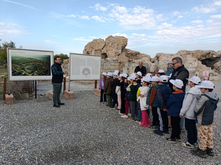 Bursa'nın minik keşifçileri tarihi keşfe çıkıyor - Bursa Hayat Gazetesi-3