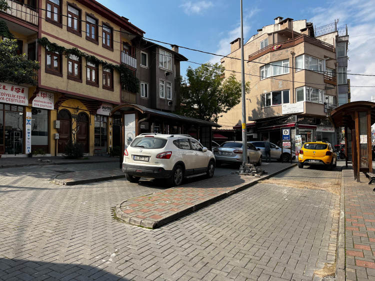 Bursa’nın tarihi Kayıhan Mahallesi sorunlarına çözüm bekliyor - Bursa Hayat Gazetesi-10