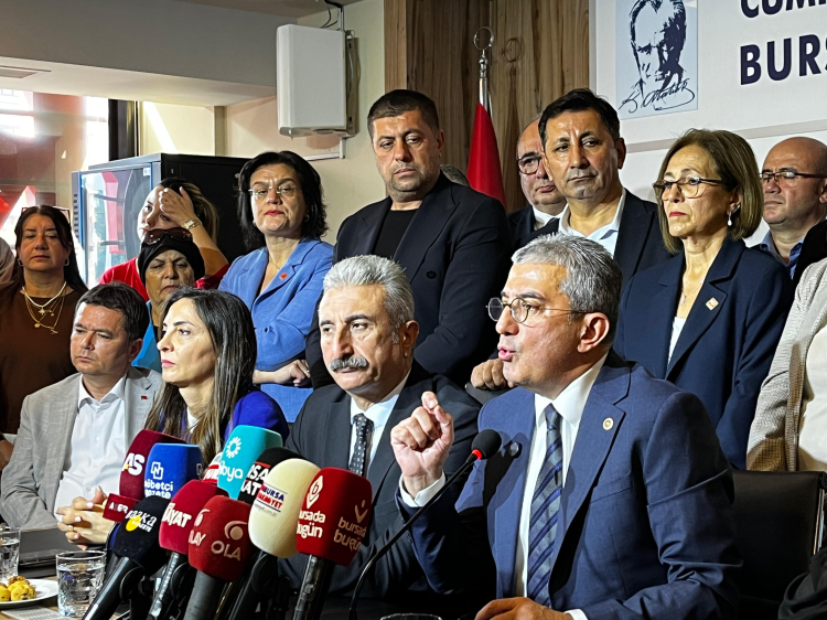 CHP Bursa İl Başkanlığı’ndan kongre öncesi ekonomi ve adalet eleştirisi - Bursa Hayat Gazetesi-3
