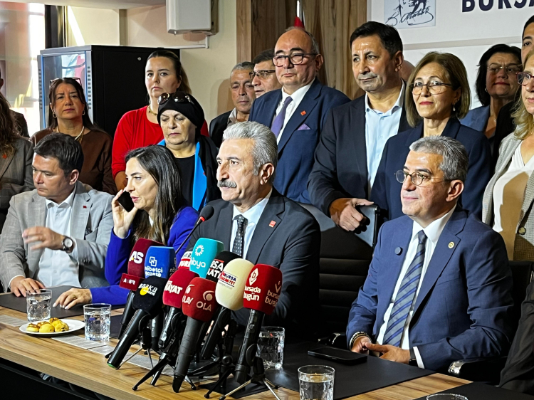 CHP Bursa İl Başkanlığı’ndan kongre öncesi ekonomi ve adalet eleştirisi - Bursa Hayat Gazetesi-4